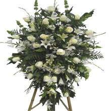Load image into Gallery viewer, Arreglo floral fúnebre Un Ser Querido para homenaje y condolencias en Bogotá