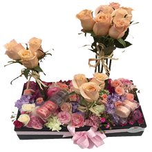 Cargar imagen en el visor de la galería, ¿Dónde comprar arreglo floral romántico para chef en Bogotá? ¿Cuál es el mejor regalo floral temático para parejas que cocinan? Masterchef Love combina pasión culinaria con amor romántico, perfecto para chefs enamorados y parejas gastronómicas&quot;