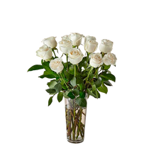 Cargar imagen en el visor de la galería, Ramo de rosas blancas de tallo largo