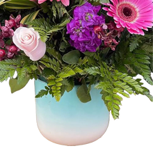 Cargar imagen en el visor de la galería, Ramo Empático Lirios Rosas Gerberas Bogotá | Para Ella