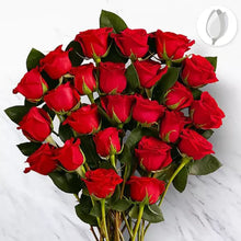 Cargar imagen en el visor de la galería, Cálida Rosas Rojas, 18 rosas en ramo. Un regalo directo desde el corazón, nuestro Ramo de Rosas Rojas. ¡Expresa tu amor con nuestro hermoso ramo de rosas rojas para San Valentín! Estas rosas rojas representan la pasión y el amor que sientes por tu ser amado. Floristería Flores Para Regalo.