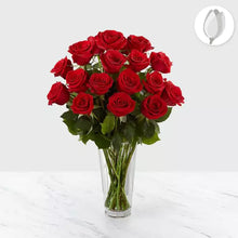 Cargar imagen en el visor de la galería, Vista frontal, tamaño 18 rosas. Celebra tu aniversario con Colosal Rosas Aniversario. Con hermosas rosas rojas, podrás expresar todo tu amor y cariño hacia tu pareja en este día tan especial.