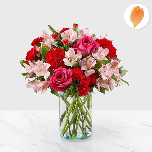 Imagen de referencia arreglo pequeño. Encuentra el regalo perfecto para San Valentín con Conciliadora Flores ¡Sorprende a esa persona especial con la belleza y el significado de las flores! Demostrarás tu cariño y amor de una manera única y memorable. Floristería Flores Para Regalo.