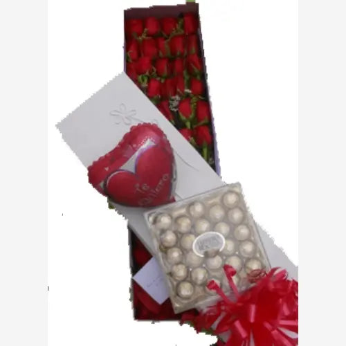 Imagen de rosas en caja: Lindo Regalo, flores en caja, coleccion San Valentín. ¡Sorprende a esa persona especial con nuestro lindo regalo de rosas en caja acompañadas de deliciosos chocolates! Floristería Flores Para Regalo, domicilio en Bogotá.